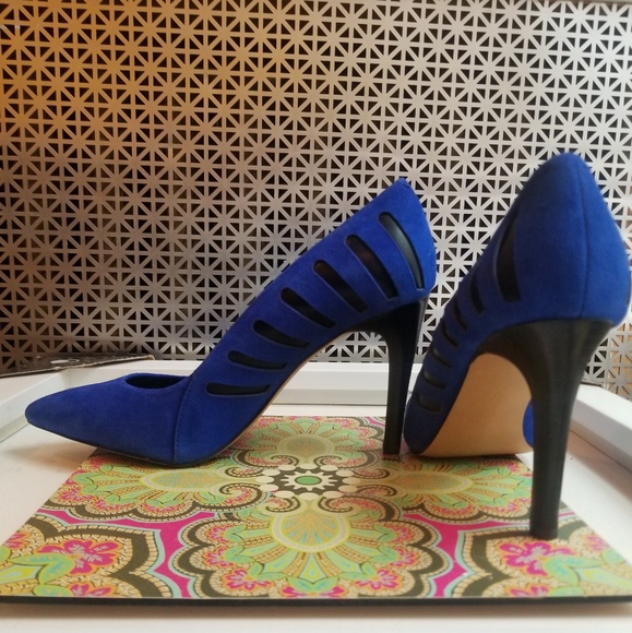 shoes - Picture 3 of 3